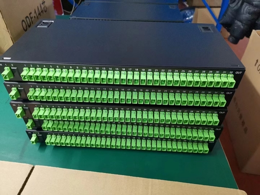 SM/MM/OM3 Тип волокна 2x4 Оптический разделитель 2x32 ПЛК для 19 дюймовой стойки