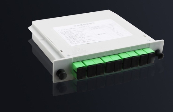 Телекоммуникации FAT и FTD FTTH Fiber Splitter с WDM Кассетой Тип PLC Splitter 1x8 SC APC